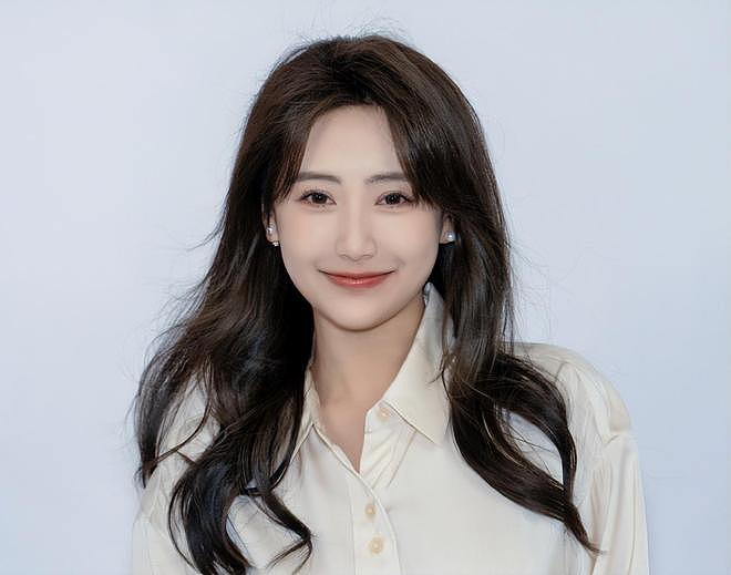 《许我耀眼》女星美貌排名：钟雅婷第四，万鹏第三，第一无争议（组图） - 6