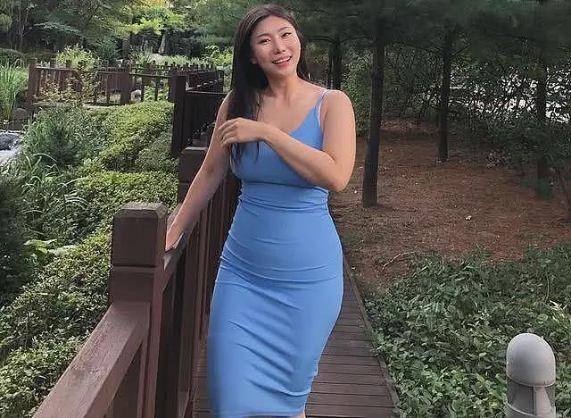 【美女】42岁阿姨撩走25岁肌肉男，闪婚生下双胞胎！健身房爱情也太高燃了（组图） - 2