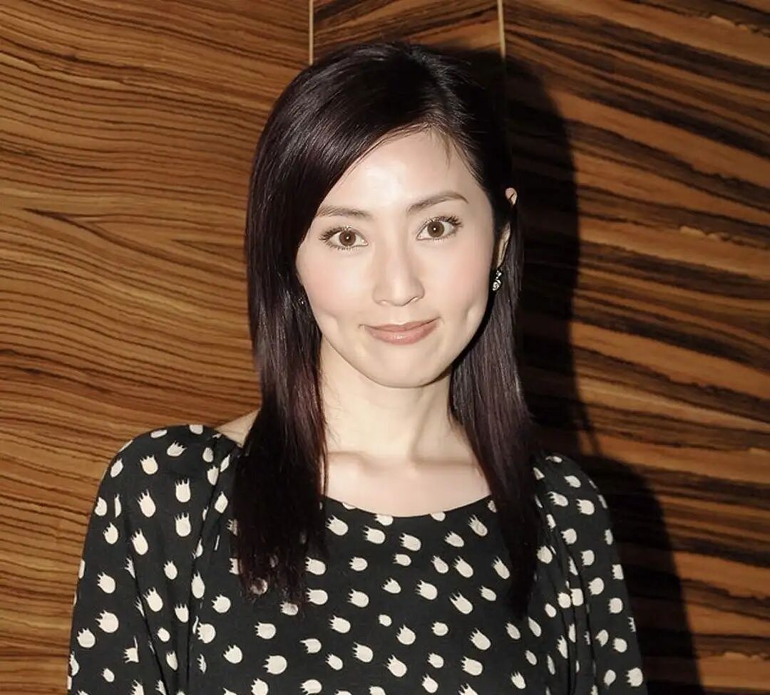 突然宣布结婚！不介意当后妈，未婚夫前女友曾是TVB花旦（组图） - 14