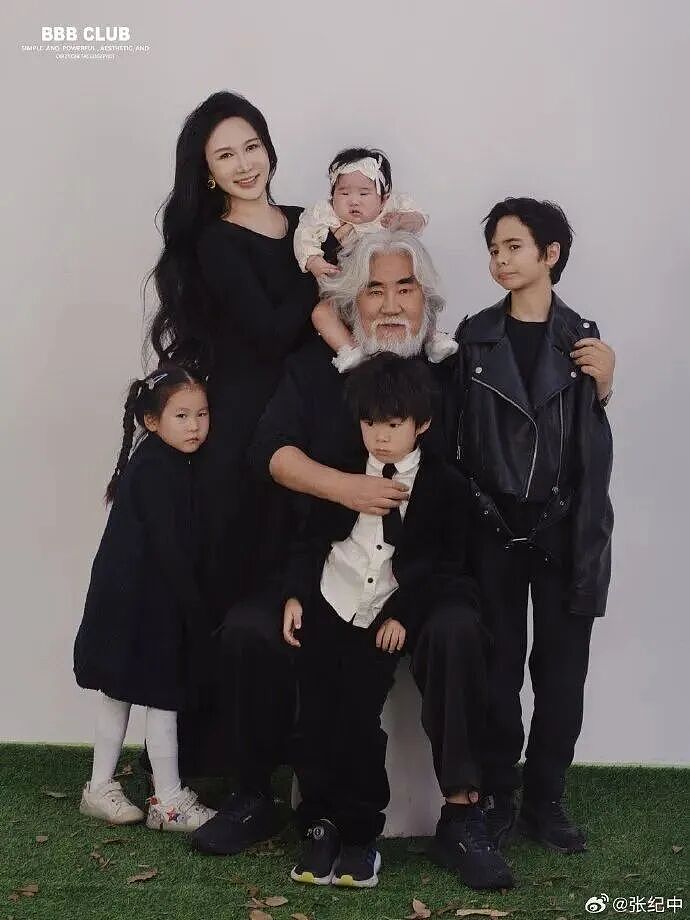 杜星霖回应与74岁张纪中婚姻被质疑“没有爱情”:我没抢你娘也没抢你女儿,请把嘴巴收在自己身上(组图) - 2