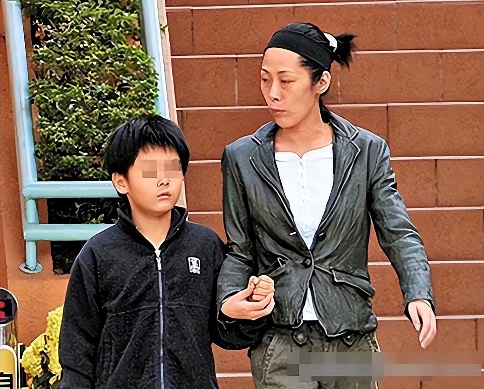 曝关淑怡病危，刚做完大手术全身插管，陈百祥马浚伟等人发声回应（组图） - 6