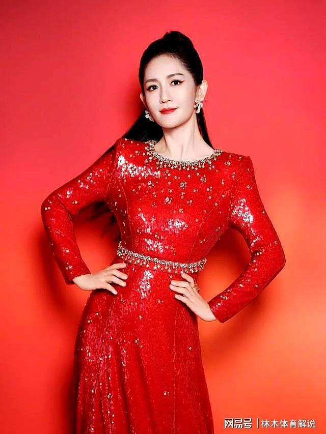 冲上热搜，中秋晚会刷屏：谢娜变正经、何炅没现身、闫妮不微醺了（组图） - 1