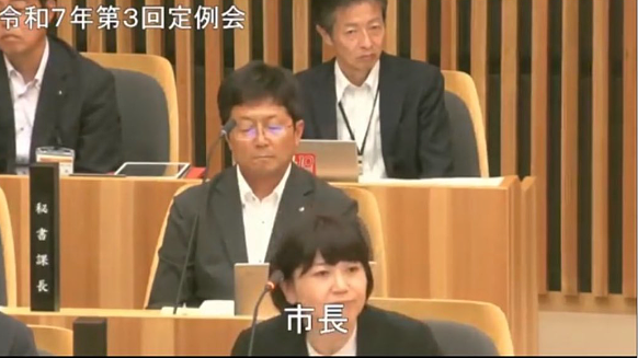 日本单身女市长与已婚男秘书开房10次，坚持是去谈工作，坚决不辞职（组图） - 9