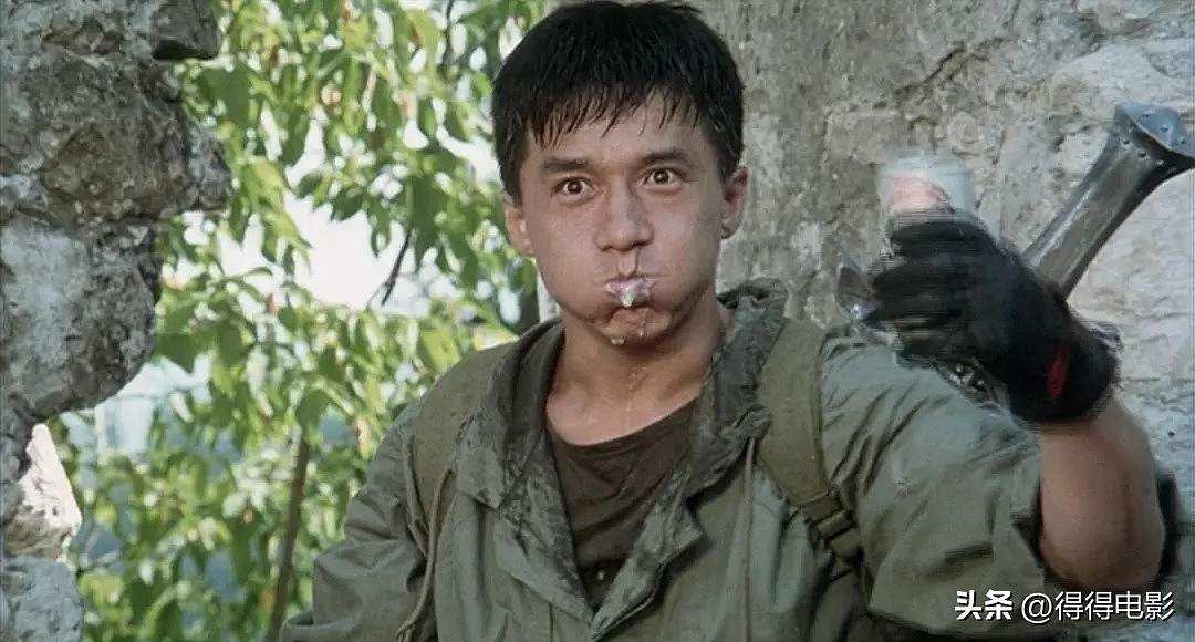时隔13年，71岁成龙宣布执导新片！再演亚洲飞鹰，打造传奇结局（组图） - 9