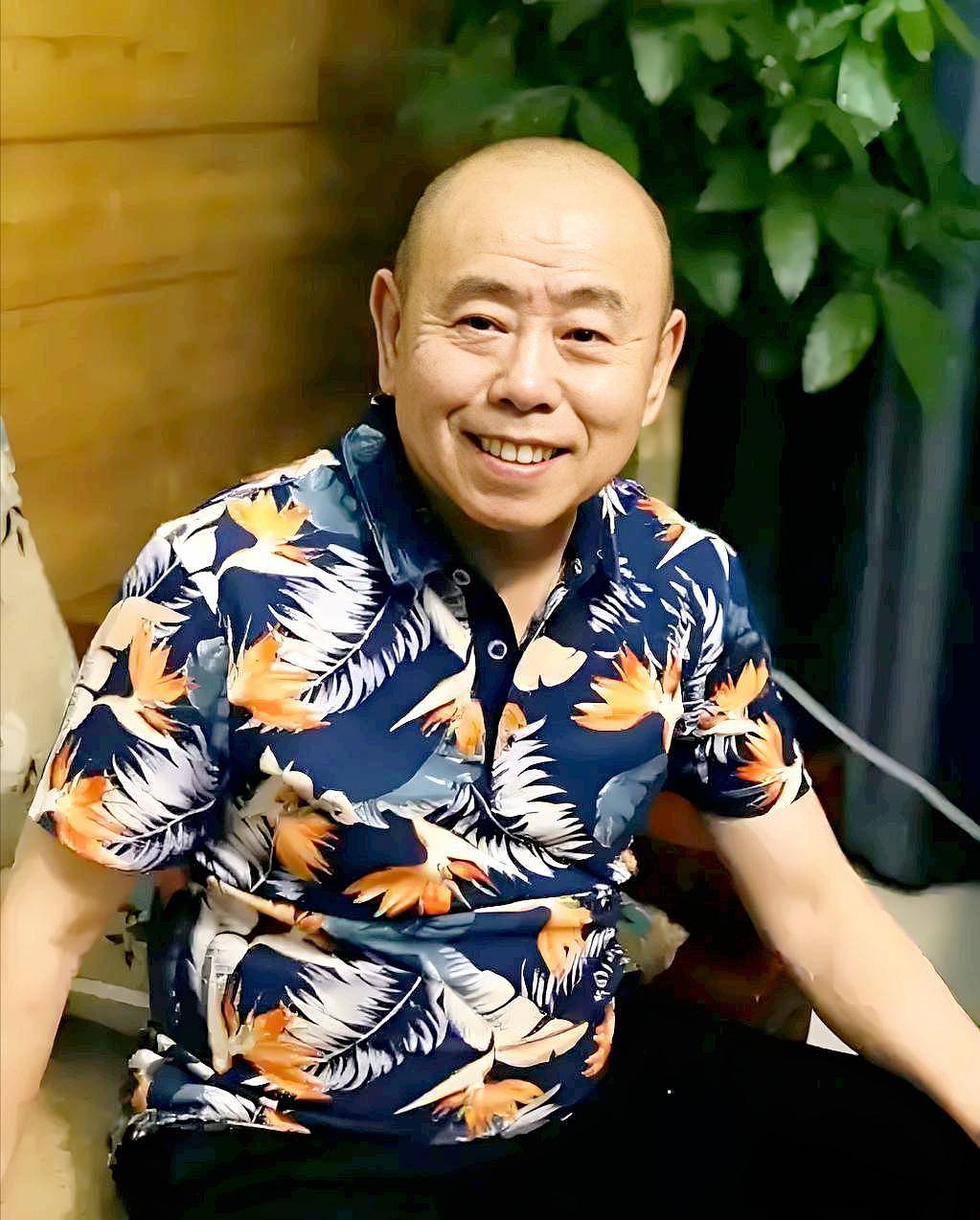 68岁潘长江陪父母过中秋！头发白了也要做孝子（组图） - 6