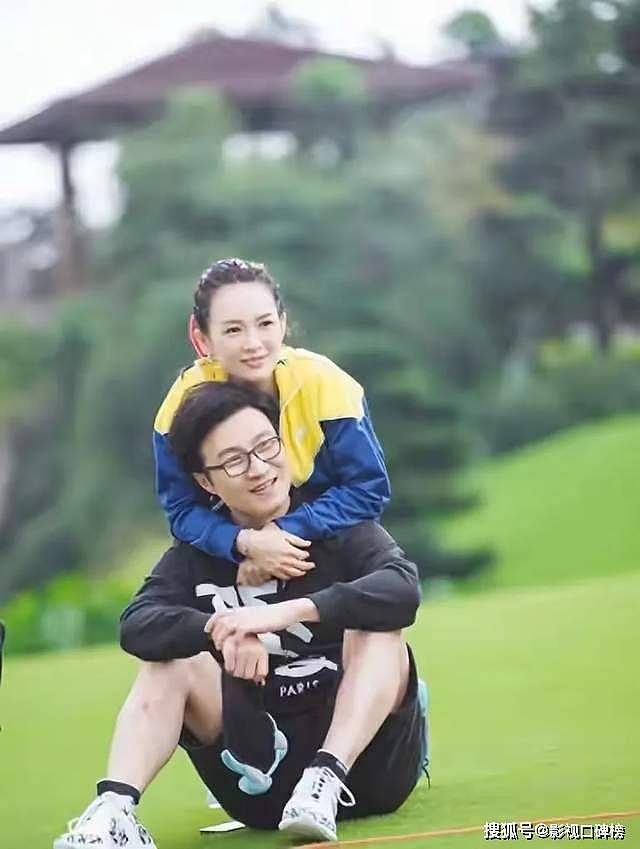 章子怡带女儿现身阿那亚，双手叉腰尽显豪迈（组图） - 10