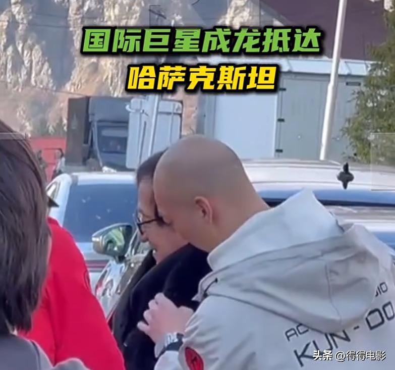 时隔13年，71岁成龙宣布执导新片！再演亚洲飞鹰，打造传奇结局（组图） - 2
