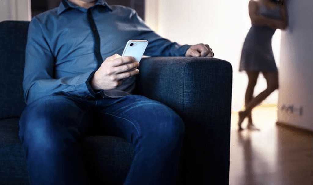 翻版释永信？他拥有17名情妇，挪用公款，露骨视频传错人结果...（组图） - 6