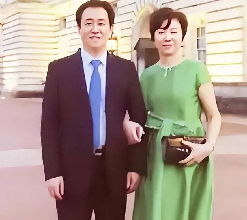 许家印的23亿美元,藏不住了(组图) - 2