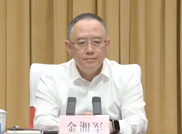 山西省原省长金湘军被“双开”，搞权色、钱色交易，无偿接受“保姆式”服务（图） - 1
