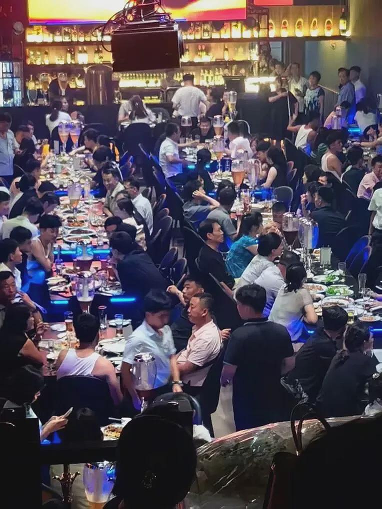 亲历朝鲜：平壤私家车遍地，年轻人刷支付宝喝扎啤（组图） - 11