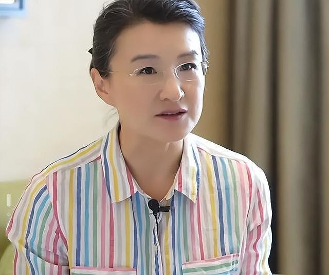 被要求滚出主持界，成为众矢之的，54岁央视主持董倩做错了什么？（组图） - 20