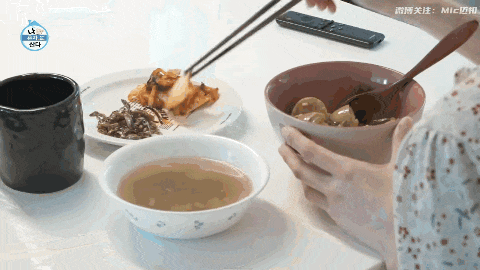 00后过气女星突然爆红：无聊的生活，无聊的房子，你们为什么上头了？（组图） - 15