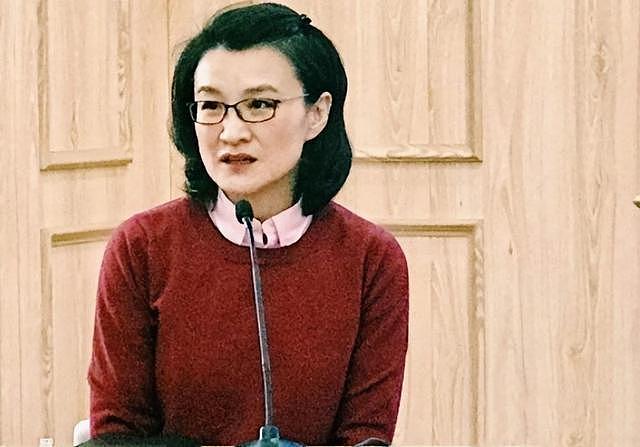 被要求滚出主持界，成为众矢之的，54岁央视主持董倩做错了什么？（组图） - 22