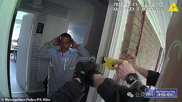 英4万部被盗手机都运去了中国？英警方破获史上最大偷手机案：贩毒都没这赚（组图） - 15