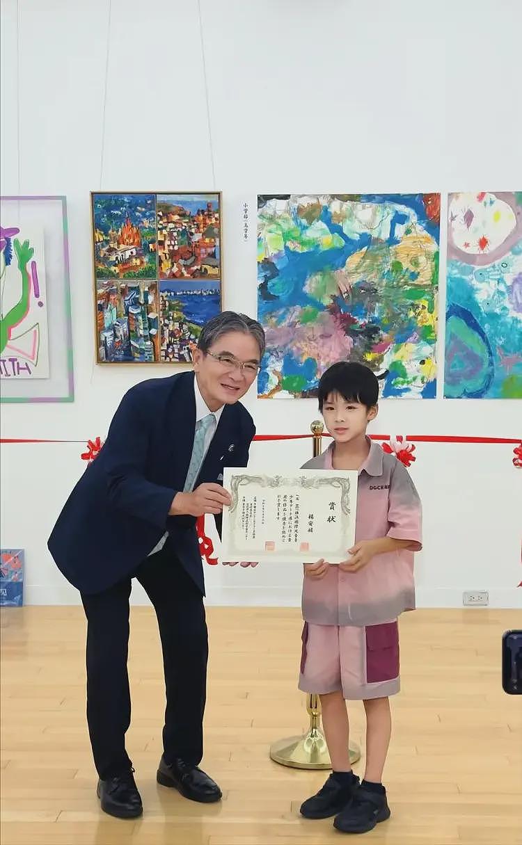 王诗龄金奖水分被扒，一画室200多人全部得奖，作品曝光引热议（组图） - 4