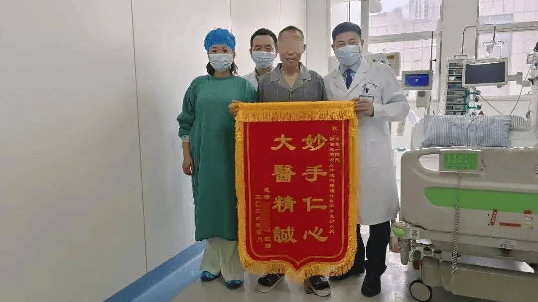 全球首例!中国团队成功将猪肝移植给活人(组图) - 1