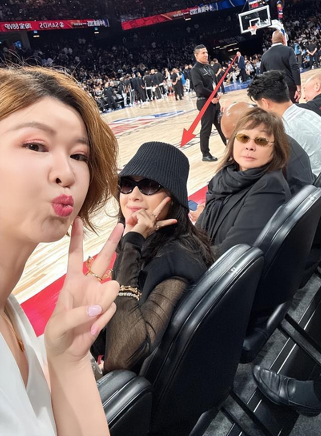 NBA中国赛！章子怡穿透视装，梁朝伟紧张到发抖，姜涛打球被群嘲（组图） - 13