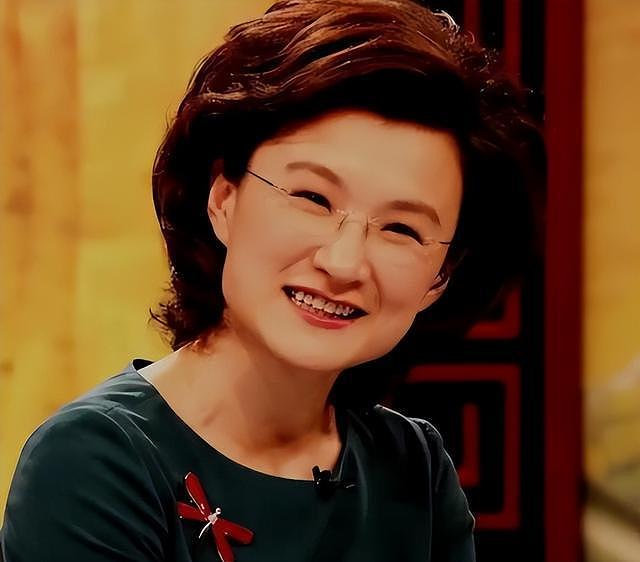 被要求滚出主持界，成为众矢之的，54岁央视主持董倩做错了什么？（组图） - 27