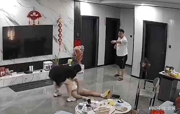网传两个二婚父母吵架动手，男方失手摔死女方孩子，监控曝光令人心痛（视频/组图） - 14