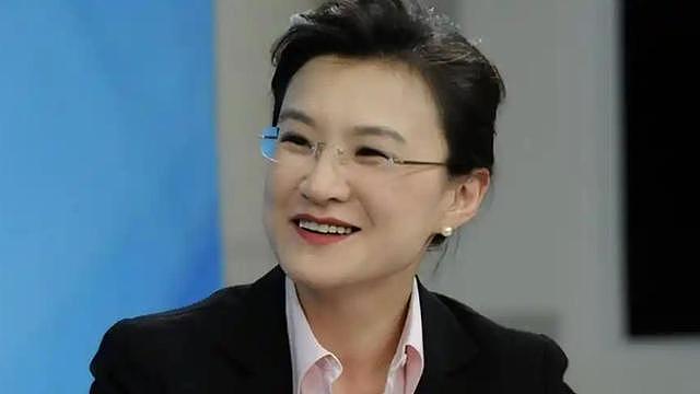 被要求滚出主持界，成为众矢之的，54岁央视主持董倩做错了什么？（组图） - 31
