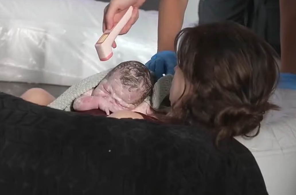 炸裂！美女主播直播生娃，分娩8小时全程直播，全球5万人观看（组图） - 3
