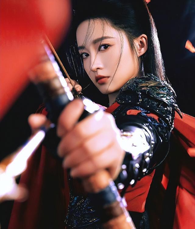 当35岁李沁遇上28岁陈哲远，我才终于明白，为何说CP感是门玄学（组图） - 3