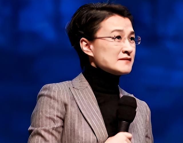 被要求滚出主持界，成为众矢之的，54岁央视主持董倩做错了什么？（组图） - 21