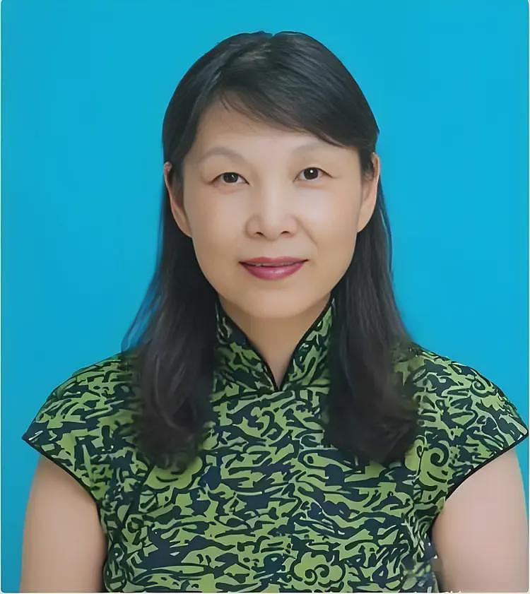 演都不演了!宗馥莉辞职后,宗泽后发文批评,推出竞品和侄女对打(组图) - 16