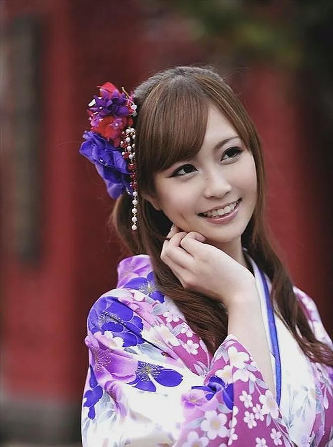 【美女】E级女艺人，五官精致，双腿修长九头身，大家应该都认识她（组图） - 18