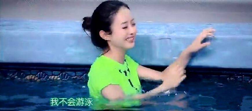 赵丽颖：节目落水无人营救，得罪杨幂被全网黑...（组图） - 4