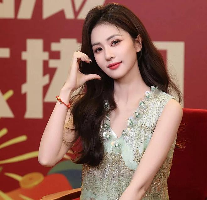 孟子义李昀锐同居?白鹿被于正逼成重病?陈伟霆杨颖旧情?郭俊辰有危险?炒老公人设女星厌女?(组图) - 4