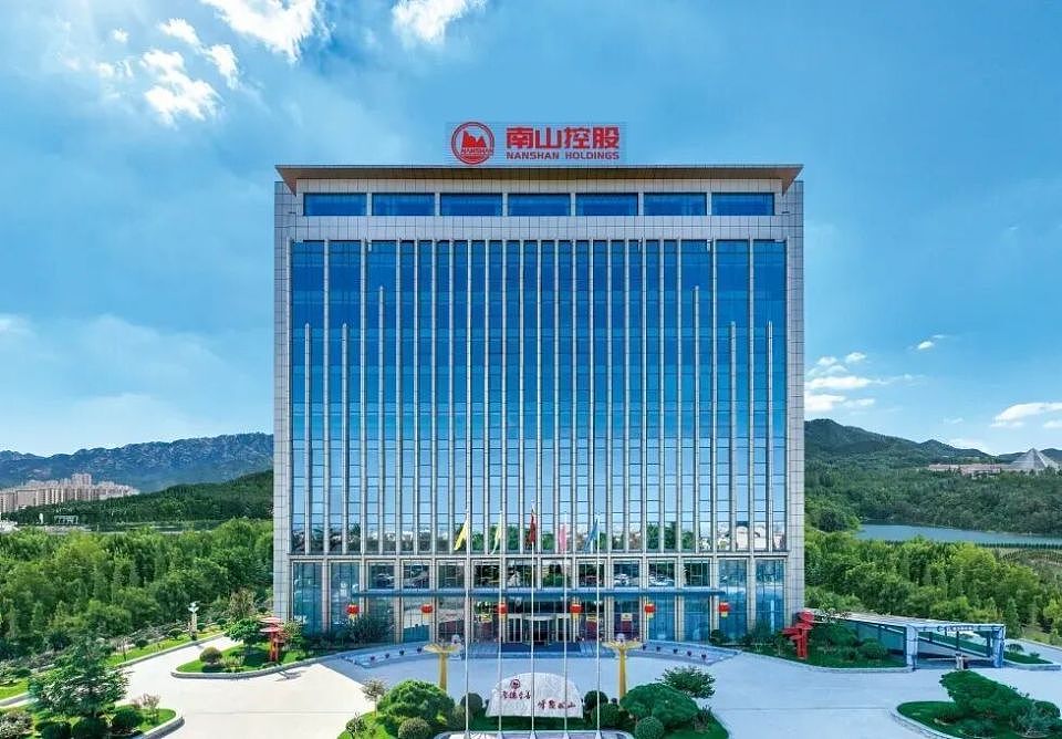 山东首富父子平稳交棒，营收从846亿干到1826亿，宗家羡慕了吗？（组图） - 2