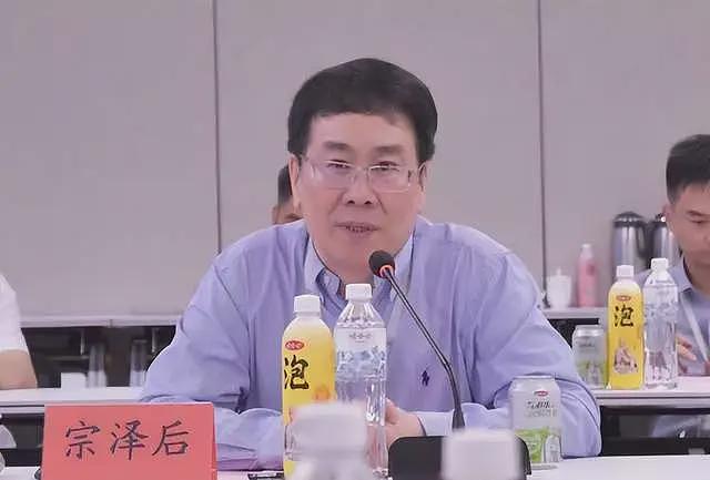宗馥莉辞职，宗泽后幸灾乐祸，杜建英和仨子女将成最大受益者（组图） - 9