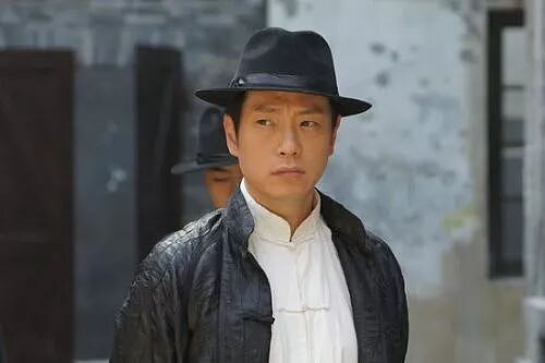 TVB男星撞死人?入狱差点变植物人,现娶50岁单身妈妈(组图) - 35
