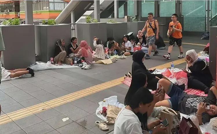 内地网红“零元穷游香港”,骗慈善饭连吃带拿!网友炸锅(视频/组图) - 4