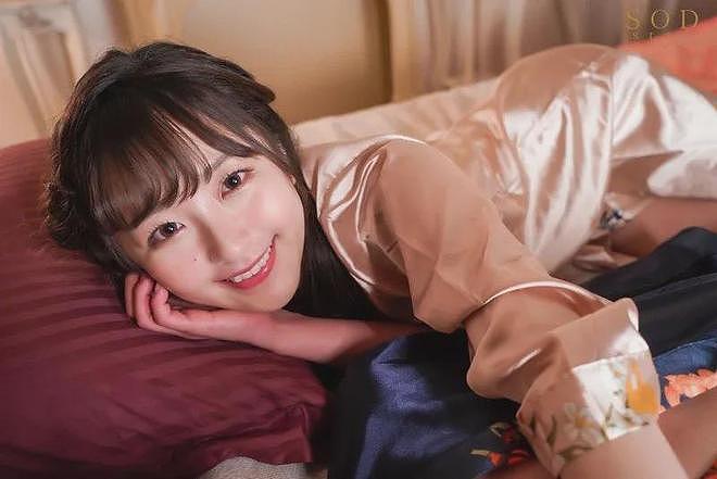 【美女】D杯甜心小魔女，“月牙笑眼”痴女心，让你看了还想看！（组图） - 12