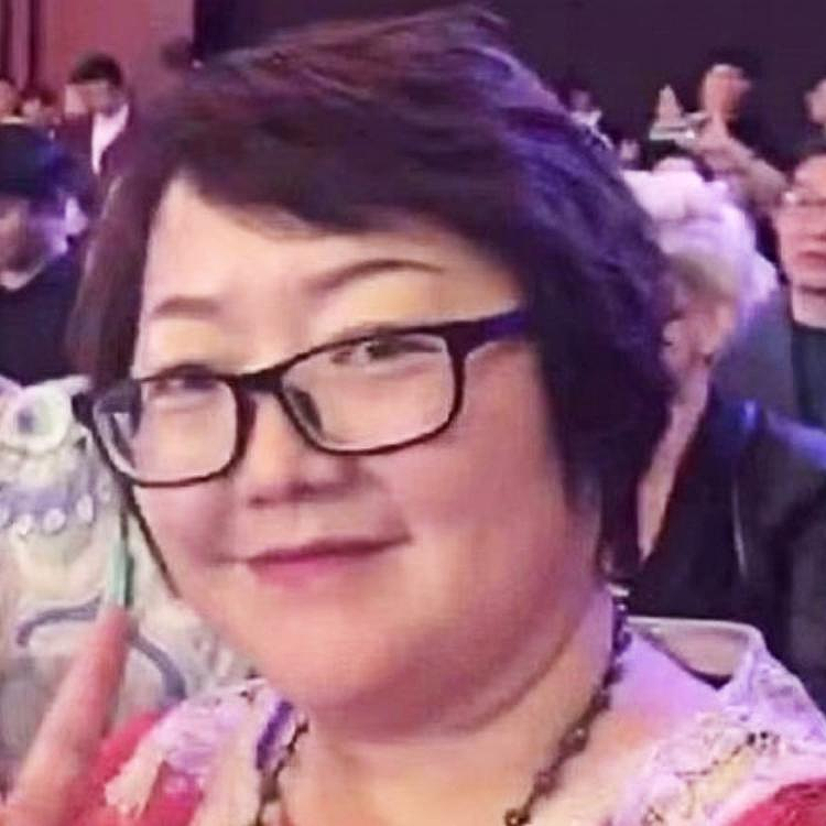 中国“妖姬”卷走470亿成英史上最大诈骗犯?骗走13万老人养老钱,手段太恶!(组图) - 6
