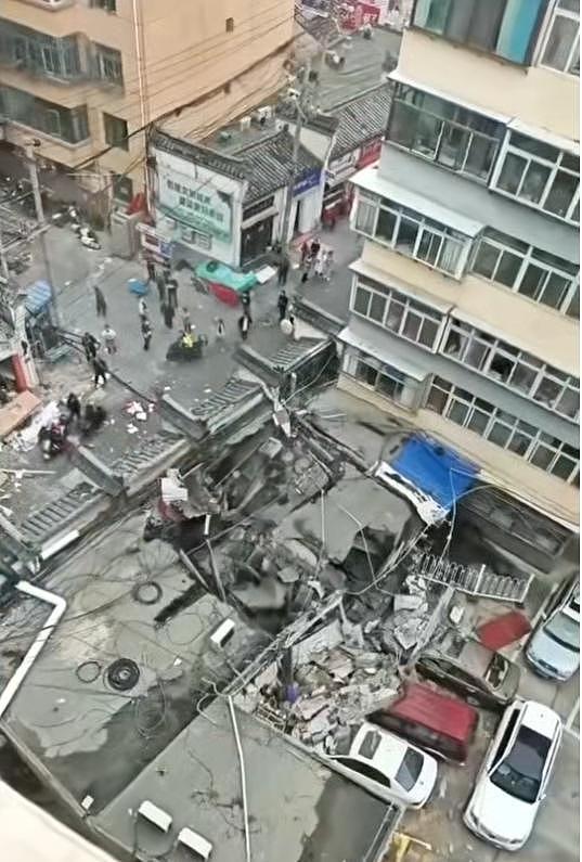 兰州临街商铺突发爆炸，事发路段已封锁仍在排查，已造成一人死亡（组图） - 3