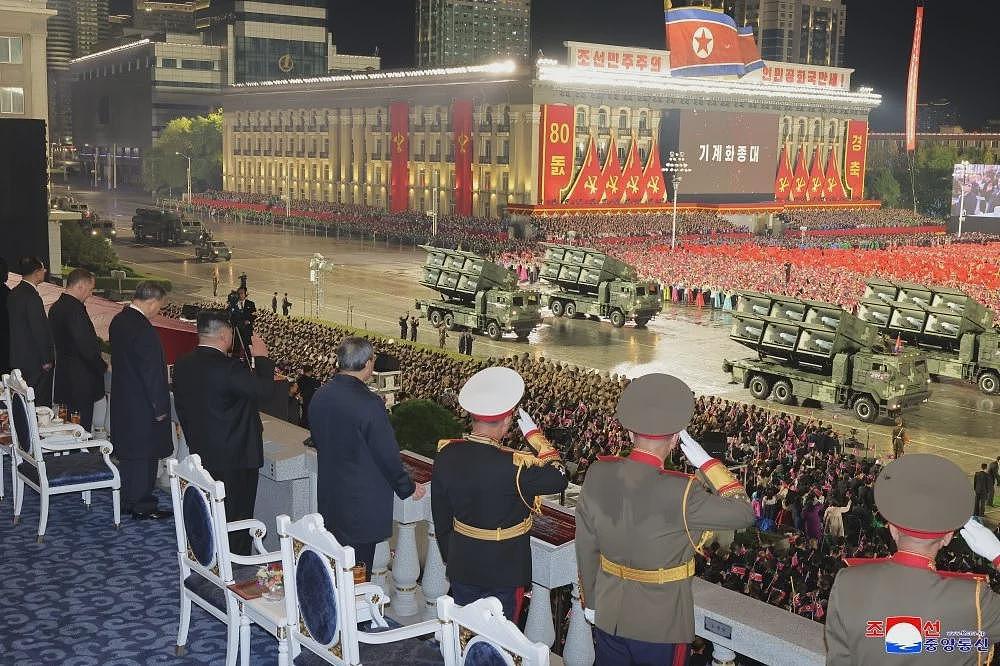 盘点朝鲜80周年阅兵中的12种车辆装备(组图) - 7