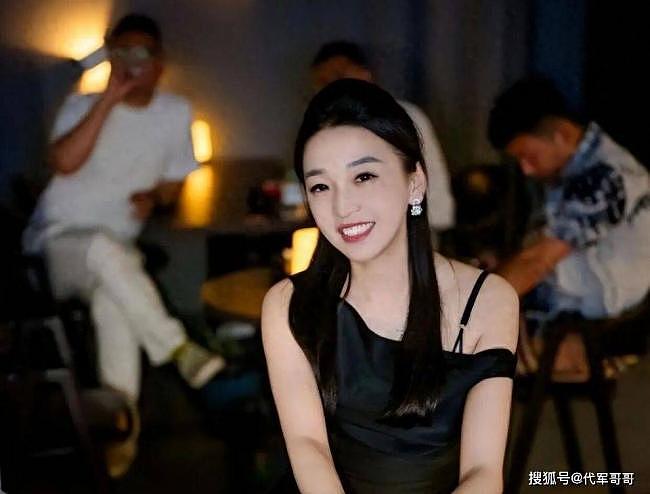 中国保时捷女销冠报警，她到底经历了什么（组图） - 3
