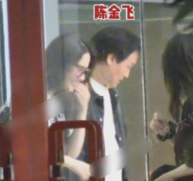 业内曝娜扎被抢休息室，刘亦菲聊天被保镖监听，好精彩的后台大瓜（组图） - 37