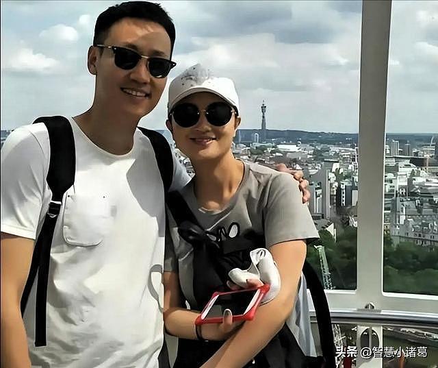 朱媛媛离世5月后,辛柏青再传坏消息:演出取消,悲伤未减引担忧(组图) - 19
