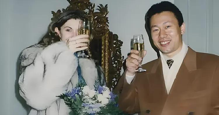 王思聪舅舅跨国杀人案,潜逃21年,雇人肢解目击证人手段残忍(组图) - 8