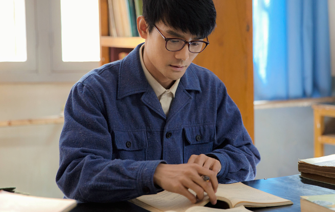 “半夜不睡帮投简历、跟着去面试”，这届父母替子女找工作上瘾了（组图） - 6