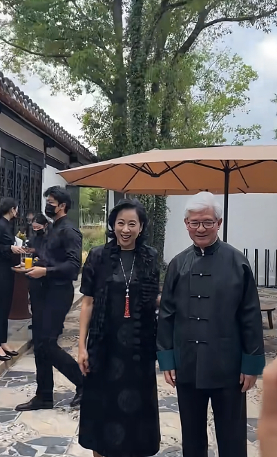 50+再嫁百亿豪门，郭晶晶婆婆现在过得好吗？（组图） - 53
