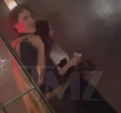 加拿大前总理大尺度照片流出！ 特鲁多裸上身和顶流女星激吻！ 女方疑似出轨？（组图） - 12