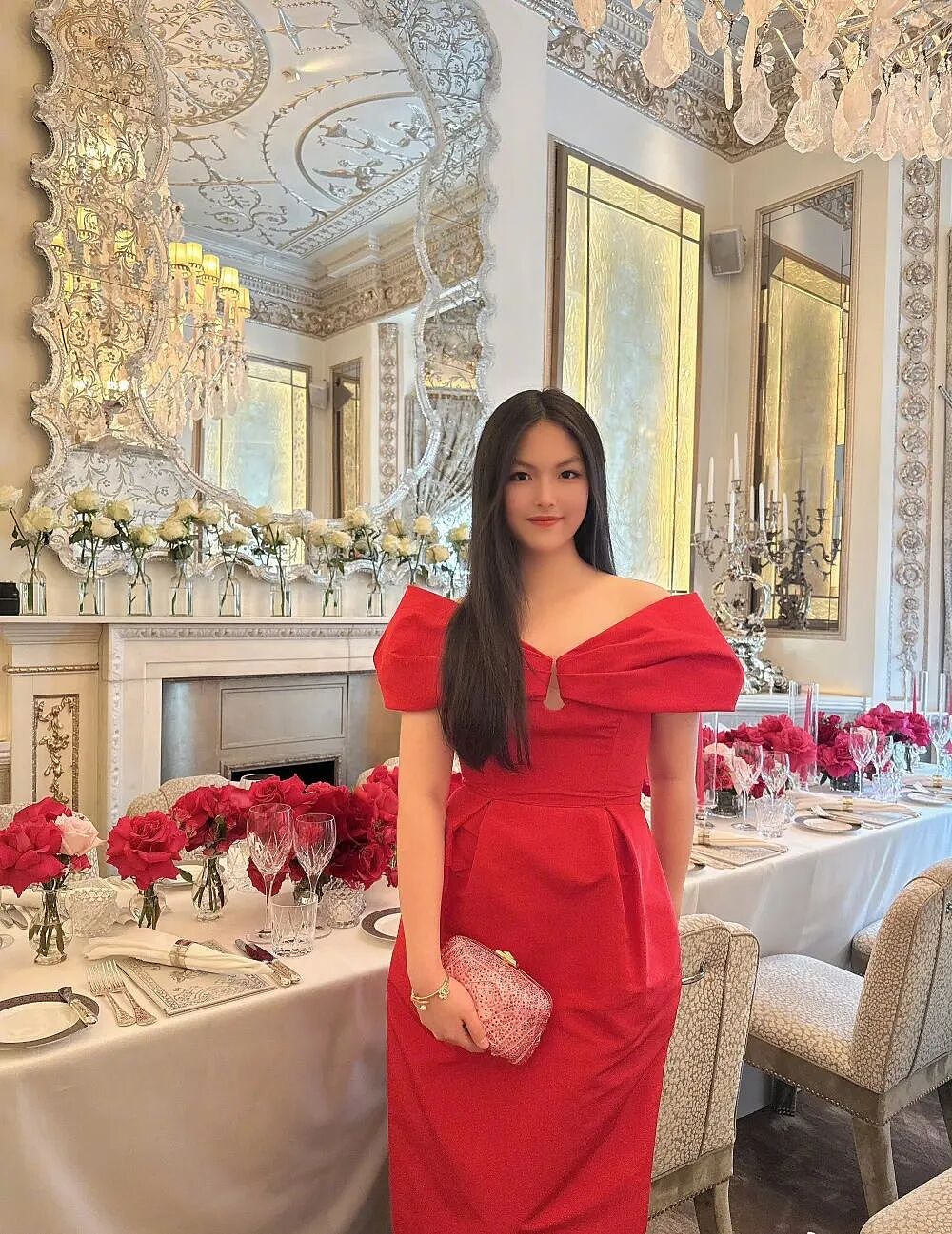 王诗龄过16岁生日,李湘王岳伦离婚4年合体,女儿不发与爸爸合照引热议(组图) - 1