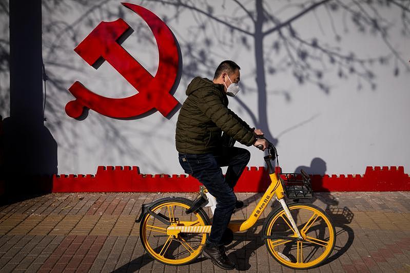 没钱了？中国6基层官员人民日报大谈如何“过紧日子”（组图） - 1