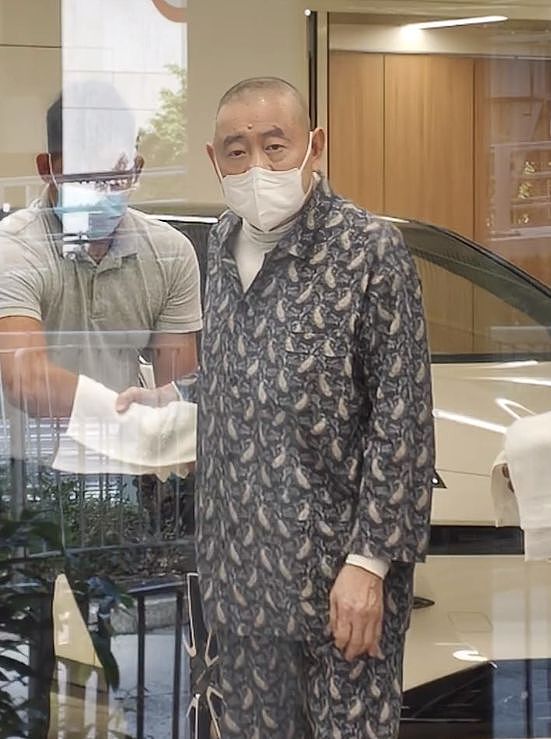 74岁刘銮雄穿睡衣买国产车，爽快下单如买白菜，已有6辆仍不收手（组图） - 8